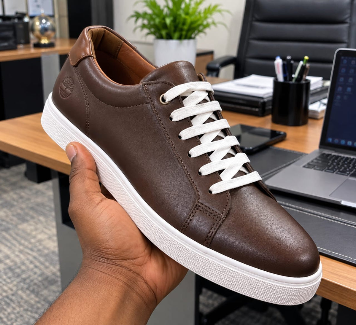 Sneakers Basses en Cuir Marron Premium – Élégance Urbaine