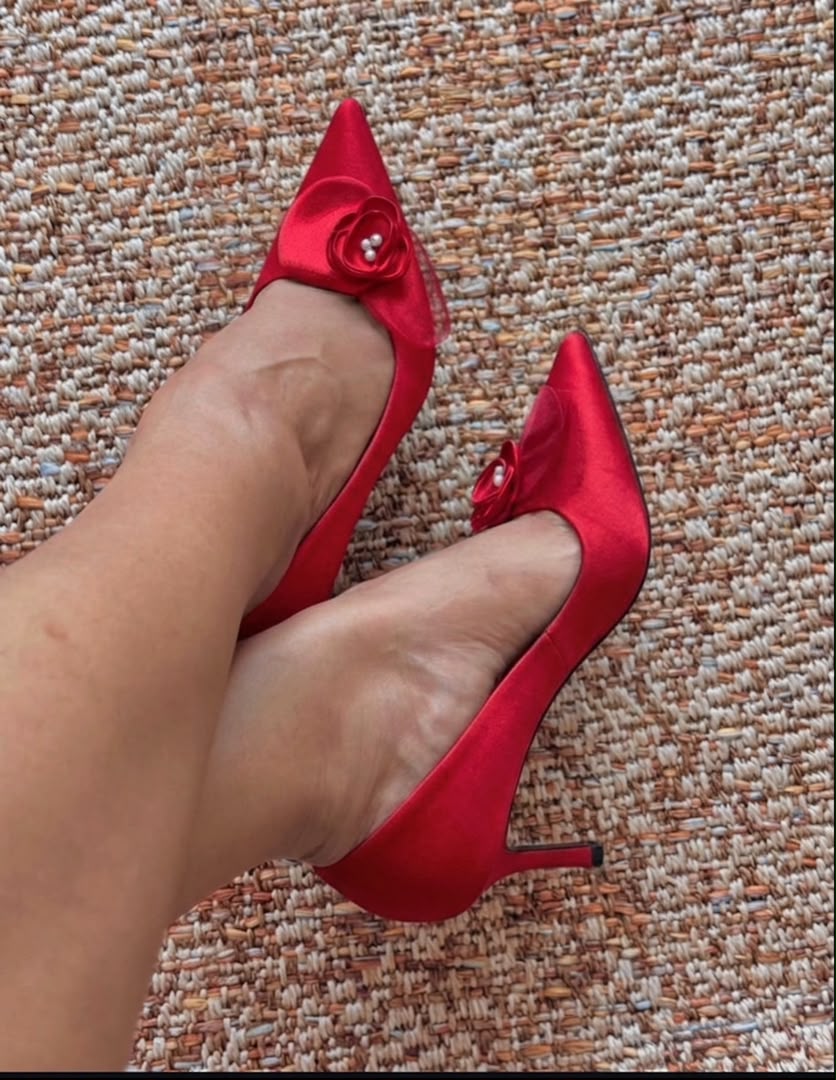 Escarpins Pointus Élégants à Petits Talons