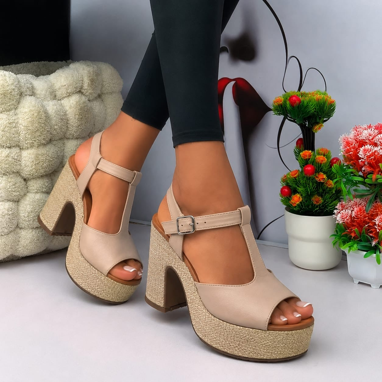 Sandales à Plateforme et Talon Bloc en Corde tressée – Noir et beige