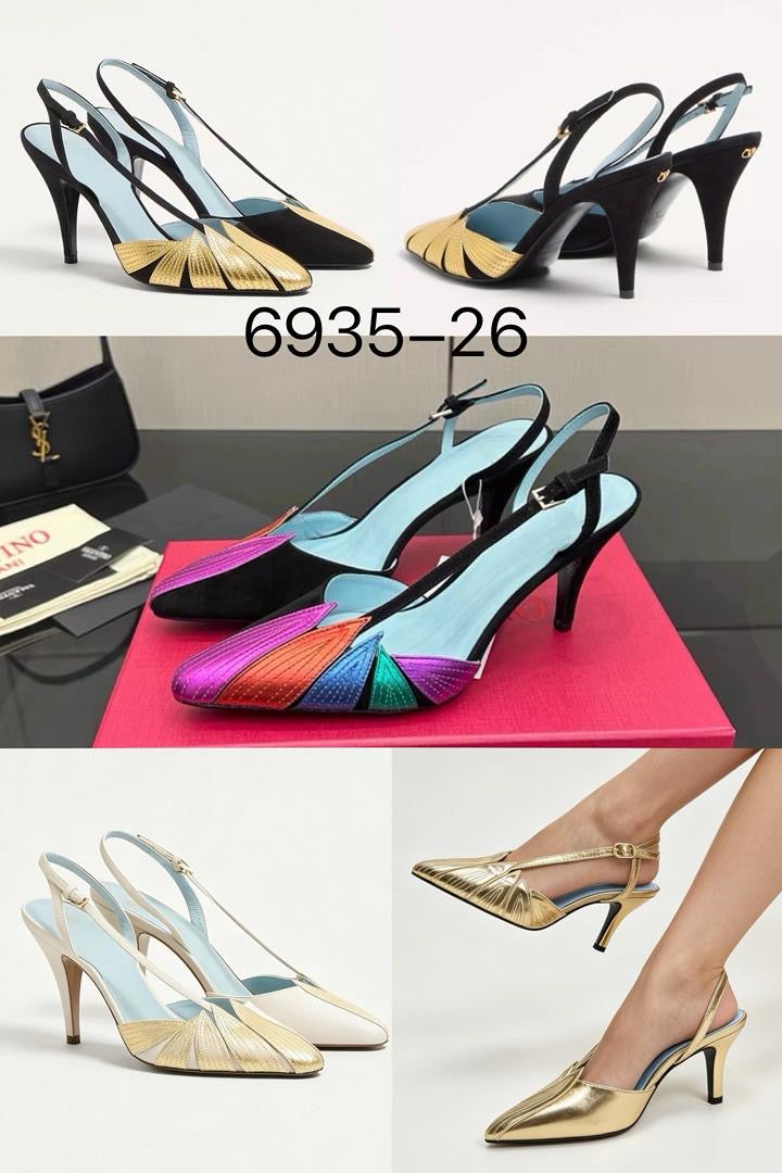 L'Élégance à vos Pieds : Collection Escarpins Slingback